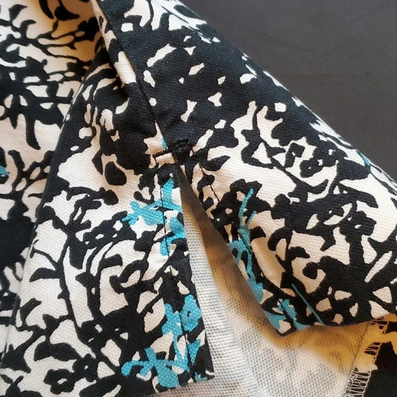 Ann Taylor Women’s Capri Pants, Slight Stretch, Turquoise, Black & White Sz 6 - Picture 10 of 11